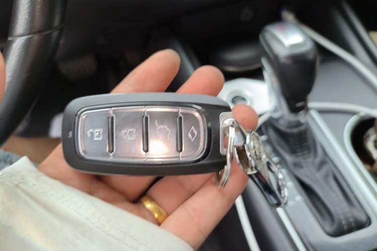 Used Nissan Teana 2020 2.0L XL Comfort Edition Vehicle Key