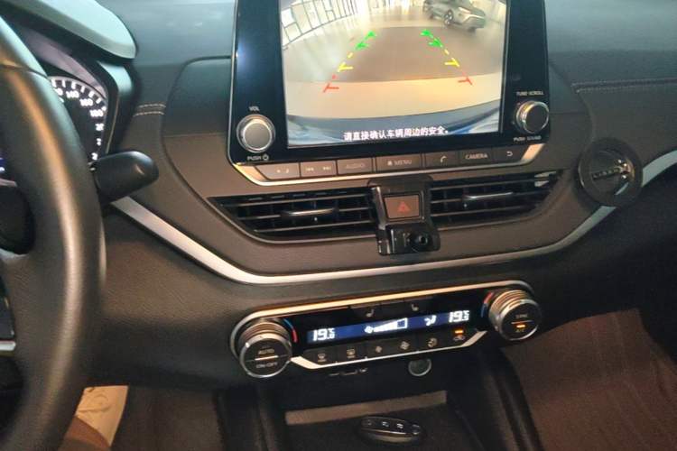 Used Nissan Teana 2020 2.0L XL Upper SmartDrive Version Audio And AC Panel