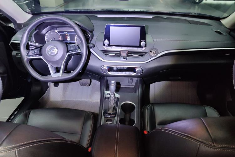Used Nissan Teana 2020 2.0L XL Upper SmartDrive Version Center Console