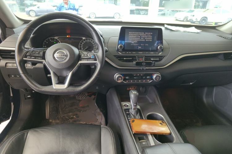 Used Nissan Teana 2020 Revised Version 2.0T XL Upper AD1 Smart Navigation Edition Center Console