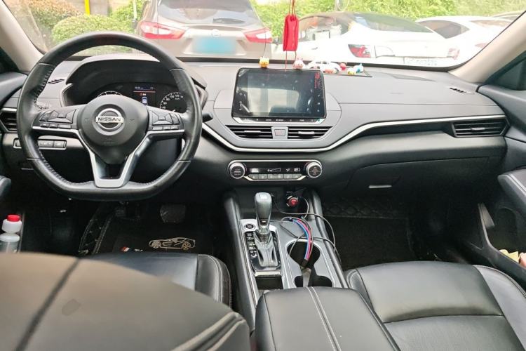 Used Nissan Teana 2020 2.0L XL Comfort Edition Center Console