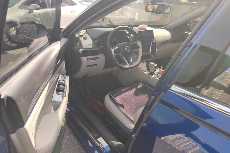 Used Nissan Teana 2020 Revised Version 2.0T XL Upper AD1 Smart Navigation Edition Driver Seat