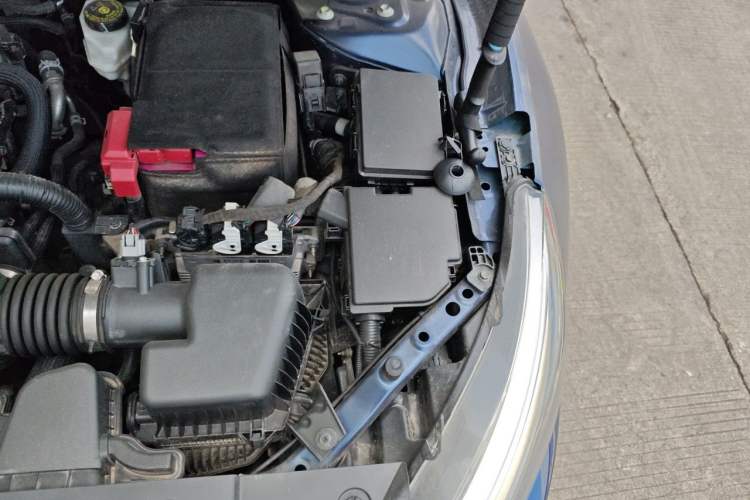 Used Nissan Teana 2020 2.0L XL Upper SmartDrive Version Engine Bay Left
