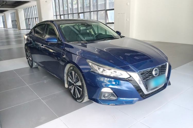 Used Nissan Teana 2020 2.0L XL Upper SmartDrive Version Front Right 45 Deg