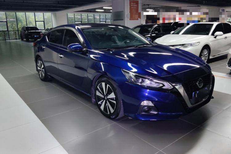 Used Nissan Teana 2020 2.0L XL Upper SmartDrive Version Front Right 45 Deg
