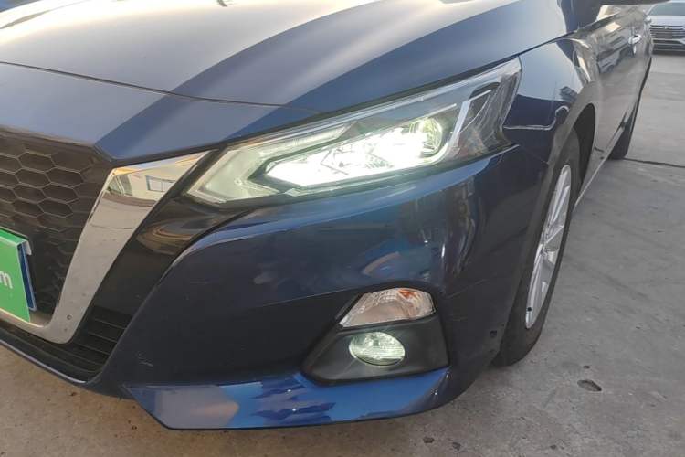 Used Nissan Teana 2020 2.0L XL Comfort Edition Left Front Headlight
