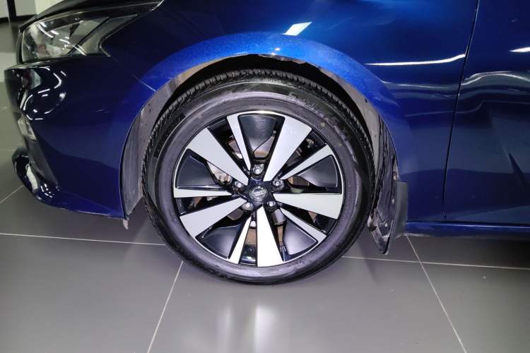 Used Nissan Teana 2020 2.0L XL Upper SmartDrive Version Left Front Wheel Hub