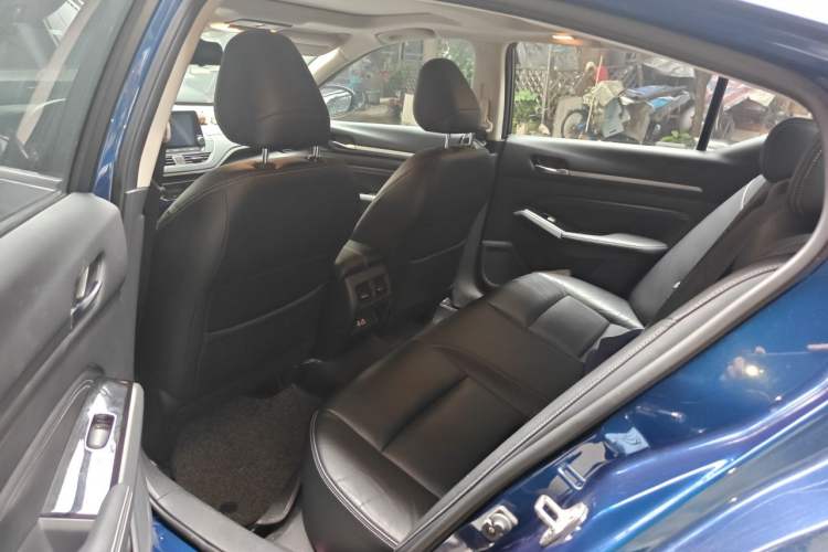 Used Nissan Teana 2020 2.0L XL Upper SmartDrive Version Left Rear Seat