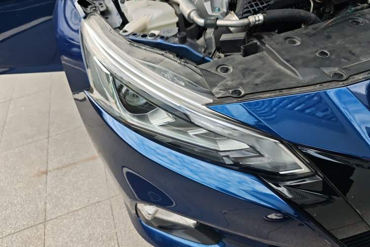 Used Nissan Teana 2020 2.0T XL Upper AD1 Smart Navigation Edition Right Front Headlight