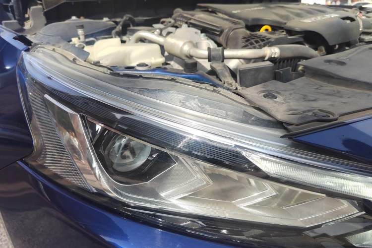 Used Nissan Teana 2020 Revised Version 2.0T XL Upper AD1 Smart Navigation Edition Right Front Headlight