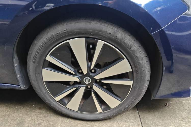 Used Nissan Teana 2020 2.0L XL Upper SmartDrive Version Right Front Wheel Hub