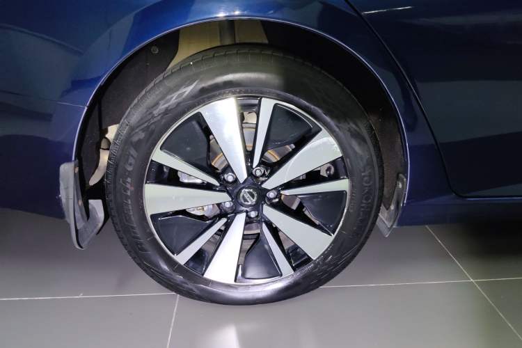 Used Nissan Teana 2020 2.0L XL Upper SmartDrive Version Right Rear Wheel Hub