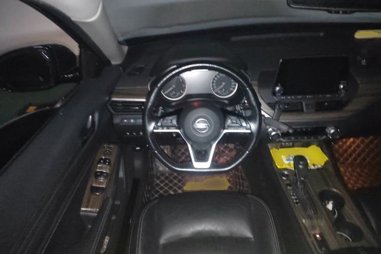 Used Nissan Teana 2020 Revised Version 2.0T XL Upper AD1 Smart Navigation Edition Steering Wheel