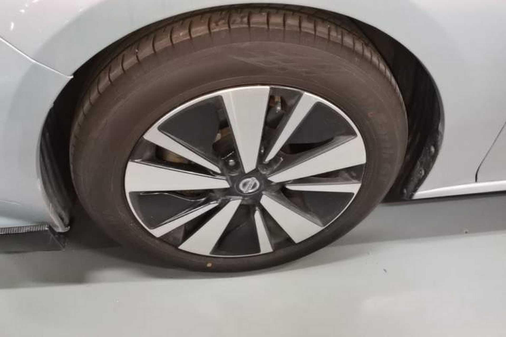 Used Nissan Teana 2020 2.0L XL Upper SmartDrive Version Left Front Wheel Hub