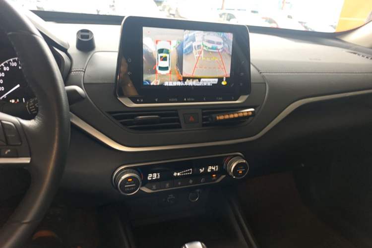 Used Nissan Teana 2020 2.0L XL Comfort Edition Audio And AC Panel