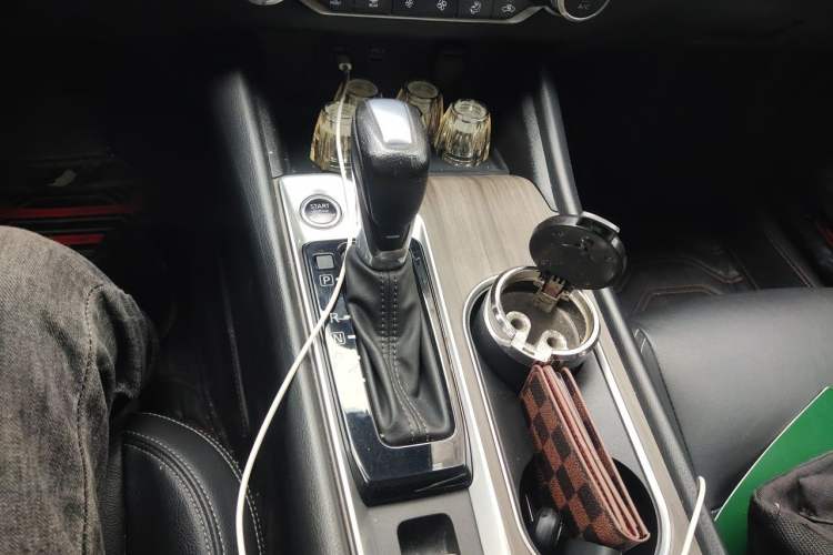 Used Nissan Teana 2020 Revised Version 2.0L XL Comfort Edition Gear Lever