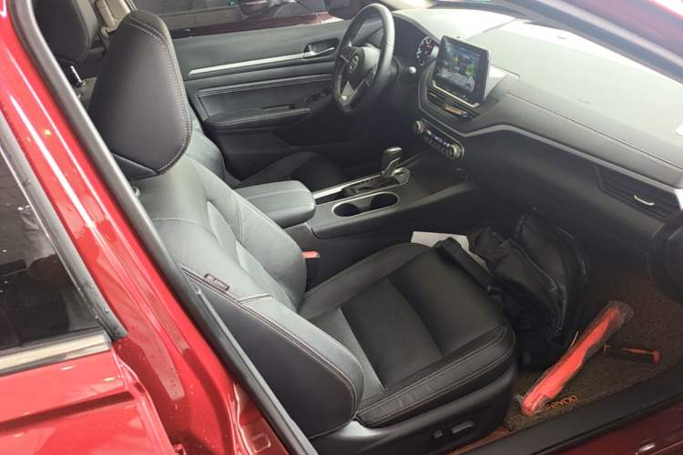Used Nissan Teana 2020 2.0L XL Comfort Edition Right Front Seat