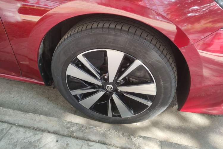 Used Nissan Teana 2020 2.0L XL Upper SmartDrive Version Right Front Wheel Hub