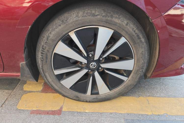 Used Nissan Teana 2020 2.0L XL Upper SmartDrive Version Right Front Wheel Hub