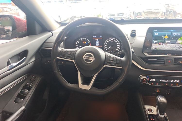 Used Nissan Teana 2020 2.0L XL Comfort Edition Steering Wheel