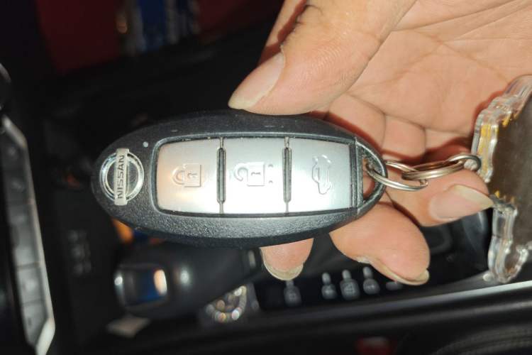 Used Nissan Teana 2020 2.0L XL Upper SmartDrive Version Vehicle Key