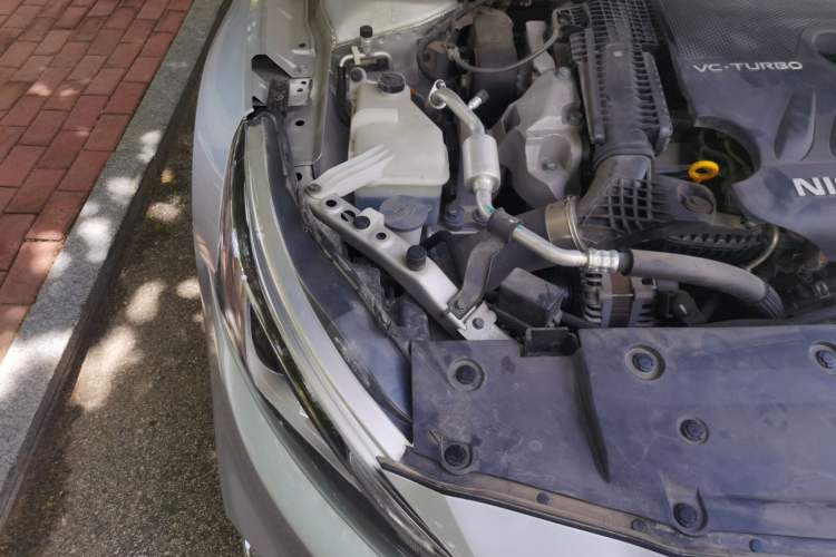 Used Nissan Teana 2020 2.0T XL Upper AD1 Smart Navigation Edition Engine Bay Right