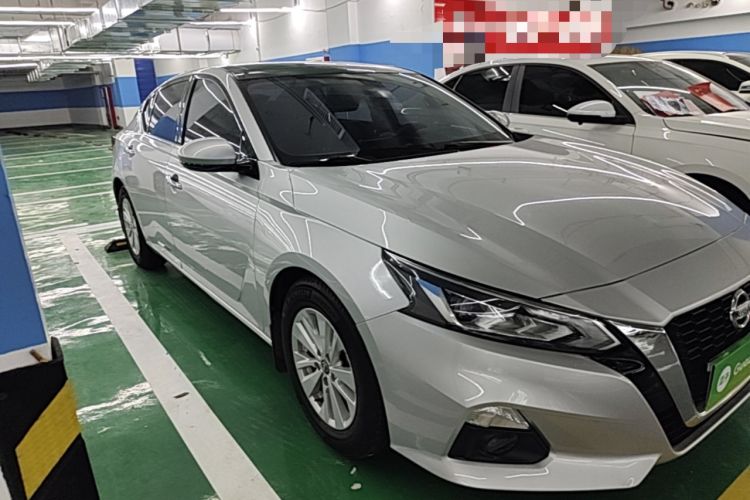 Used Nissan Teana 2020 Revised Version 2.0L XL Comfort Edition Front Right 45 Deg