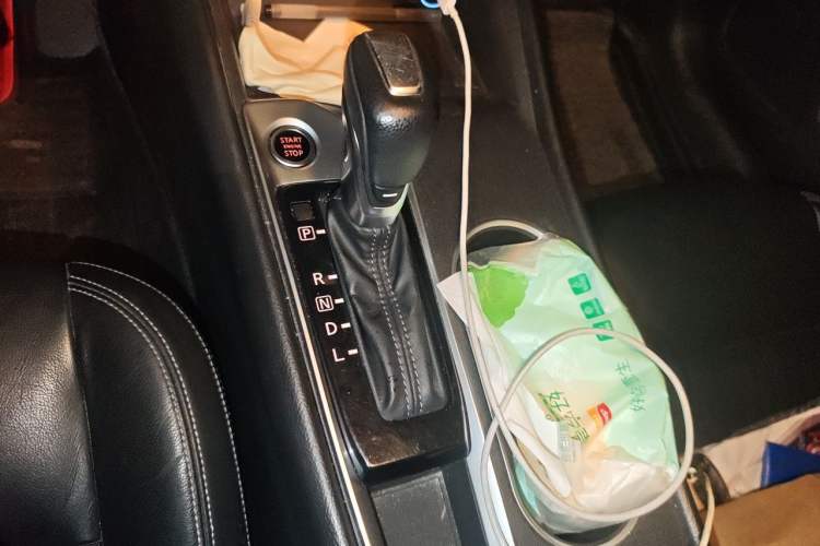 Used Nissan Teana 2020 2.0L XL Comfort Edition Gear Lever