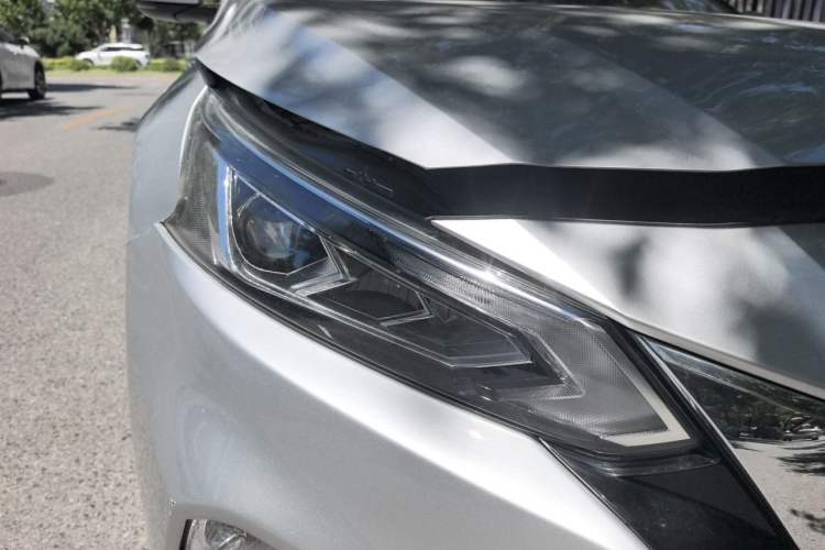 Used Nissan Teana 2020 Revised Version 2.0L XL Comfort Edition Right Front Headlight
