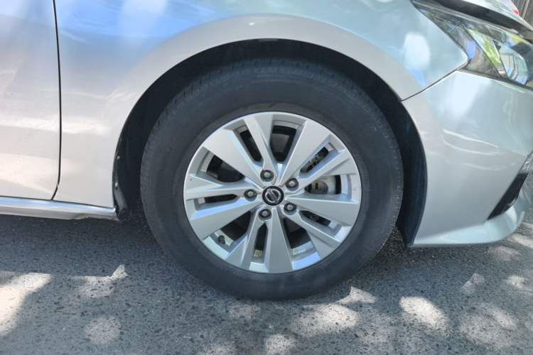 Used Nissan Teana 2020 Revised Version 2.0L XL Comfort Edition Right Front Wheel Hub
