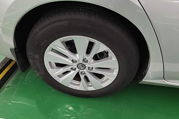 Used Nissan Teana 2020 Revised Version 2.0L XL Comfort Edition Right Rear Wheel Hub