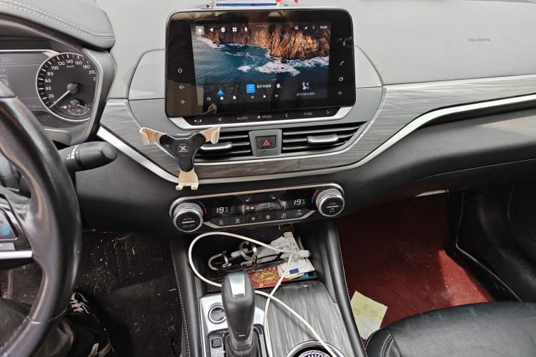 Used Nissan Teana 2020 Revised Version 2.0T XL Upper AD1 Smart Navigation Edition Audio And AC Panel