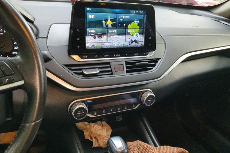 Used Nissan Teana 2020 2.0L XL Comfort Edition Audio And AC Panel