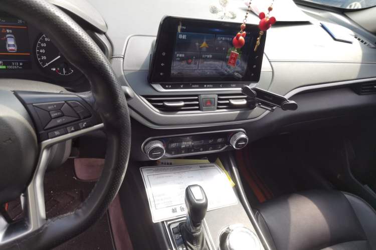 Used Nissan Teana 2020 2.0L XL Comfort Edition Audio And AC Panel