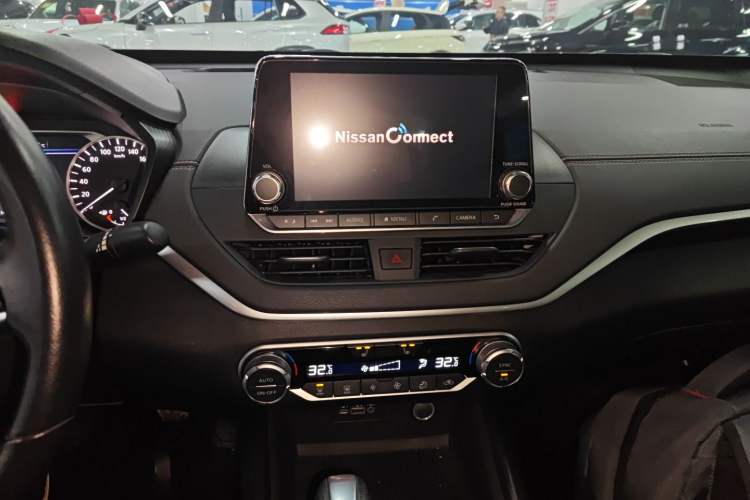 Used Nissan Teana 2020 2.0L XL Upper SmartDrive Version Audio And AC Panel