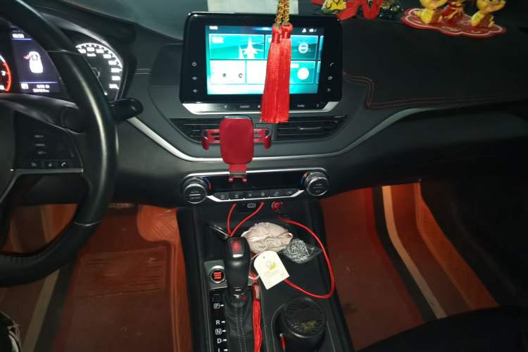 Used Nissan Teana 2020 Revised Version 2.0L XL Comfort Edition Audio And AC Panel