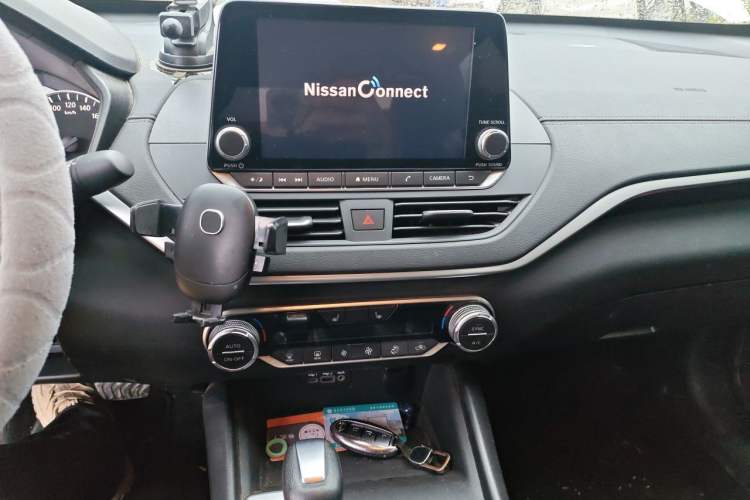 Used Nissan Teana 2020 2.0L XL Upper SmartDrive Version Audio And AC Panel