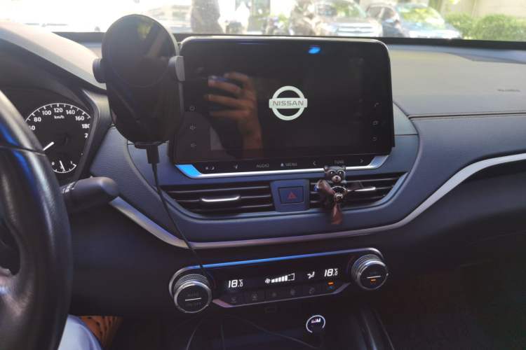 Used Nissan Teana 2020 2.0L XL Comfort Edition Audio And AC Panel