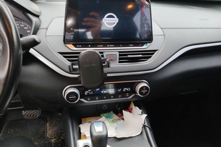 Used Nissan Teana 2020 2.0L XL Comfort Edition Audio And AC Panel