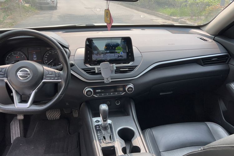 Used Nissan Teana 2020 2.0L XL Comfort Edition Audio And AC Panel