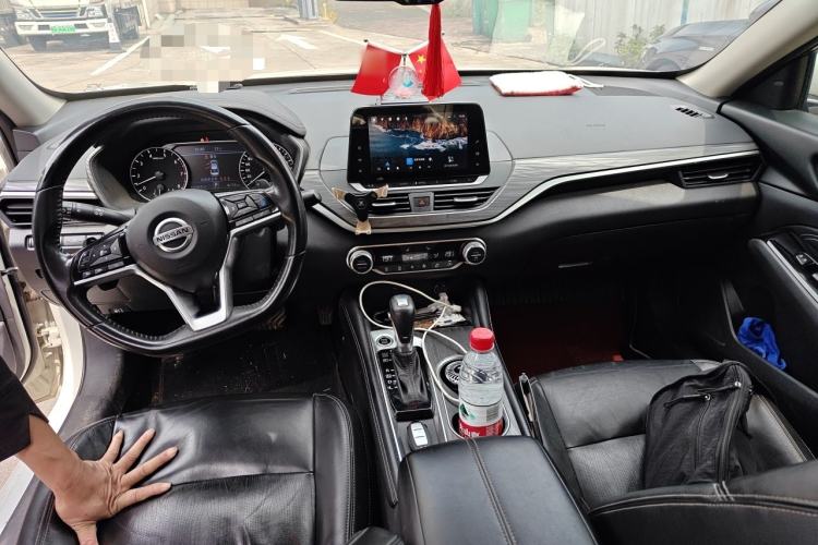Used Nissan Teana 2020 Revised Version 2.0T XL Upper AD1 Smart Navigation Edition Center Console