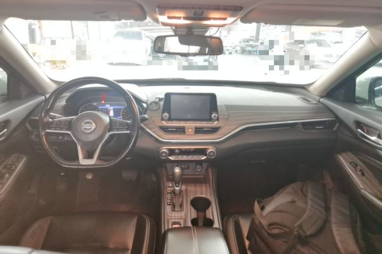 Used Nissan Teana 2020 Revised Version 2.0L XL Upper Smart Drive Edition Center Console
