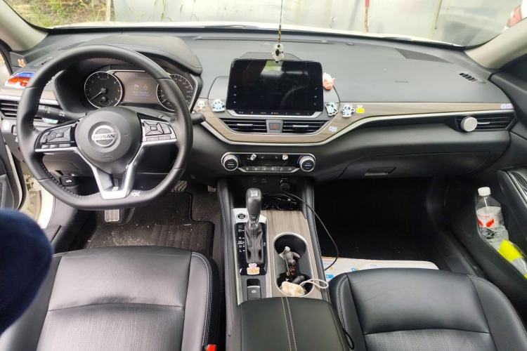 Used Nissan Teana 2020 Revised Version 2.0L XL Upper Smart Drive Edition Center Console