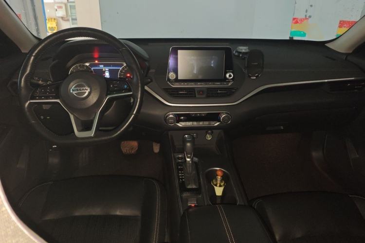 Used Nissan Teana 2020 2.0T XL Upper AD1 Smart Navigation Edition Center Console