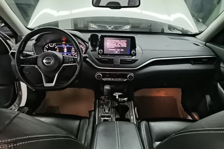 Used Nissan Teana 2020 2.0L XL Upper SmartDrive Version Center Console