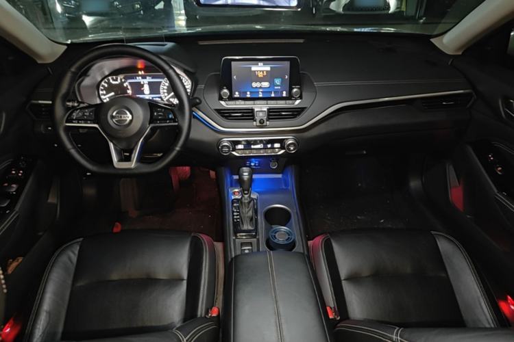 Used Nissan Teana 2020 Revised Version 2.0T XL Upper AD1 Smart Navigation Edition Center Console