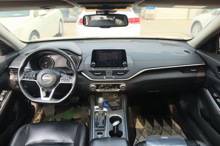 Used Nissan Teana 2020 2.0L XL Upper SmartDrive Version Center Console