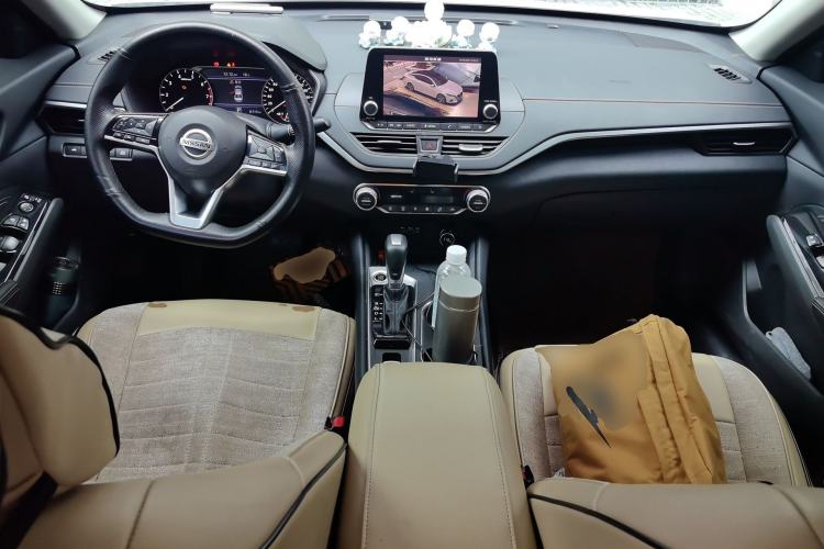 Used Nissan Teana 2020 2.0L XL Upper SmartDrive Version Center Console