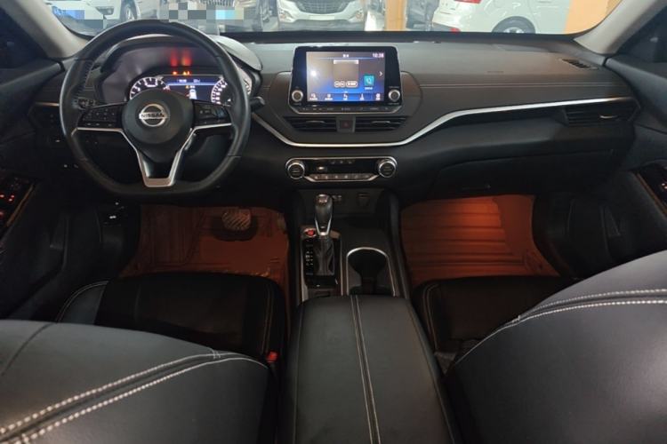 Used Nissan Teana 2020 Revised Version 2.0T XL Upper AD1 Smart Navigation Edition Center Console