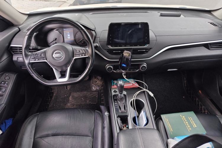 Used Nissan Teana 2020 2.0L XL Comfort Edition Center Console